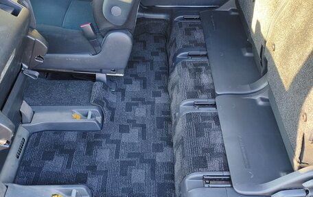 Toyota ISis I, 2014 год, 1 470 000 рублей, 16 фотография