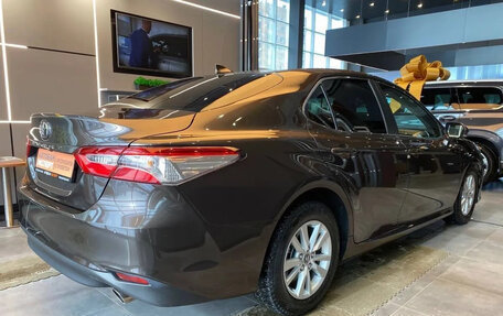 Toyota Camry, 2019 год, 2 900 000 рублей, 5 фотография