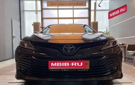 Toyota Camry, 2019 год, 2 900 000 рублей, 3 фотография