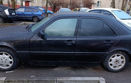 Mercedes-Benz C-Класс, 1997 год, 120 000 рублей, 4 фотография