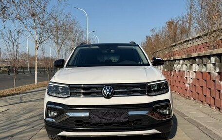 Volkswagen T-Cross I, 2022 год, 1 698 400 рублей, 2 фотография