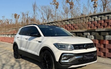 Volkswagen T-Cross I, 2022 год, 1 698 400 рублей, 3 фотография