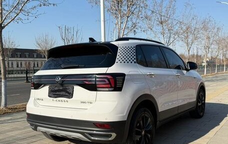 Volkswagen T-Cross I, 2022 год, 1 698 400 рублей, 4 фотография