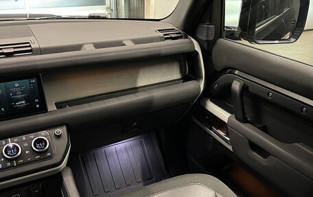 Land Rover Defender II, 2020 год, 5 300 000 рублей, 15 фотография