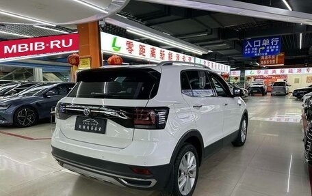 Volkswagen T-Cross I, 2021 год, 1 189 216 рублей, 4 фотография