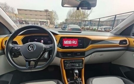 Volkswagen T-Cross I, 2021 год, 1 269 856 рублей, 11 фотография