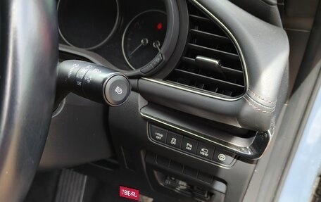 Mazda 3, 2019 год, 1 630 000 рублей, 12 фотография