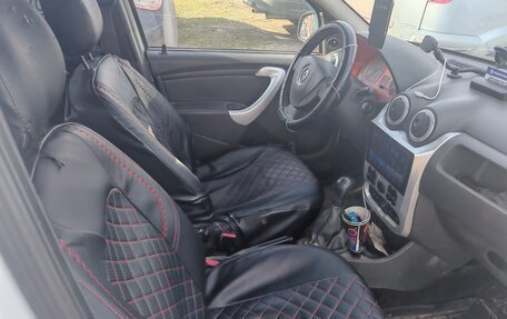 Renault Logan I, 2013 год, 500 000 рублей, 2 фотография