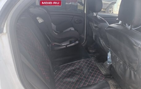 Renault Logan I, 2013 год, 500 000 рублей, 3 фотография