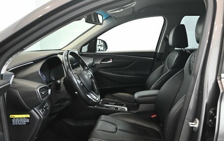 Hyundai Santa Fe IV, 2018 год, 2 950 000 рублей, 10 фотография