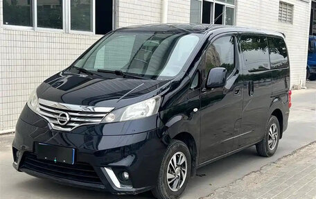 Nissan NV200, 2016 год, 1 400 000 рублей, 1 фотография
