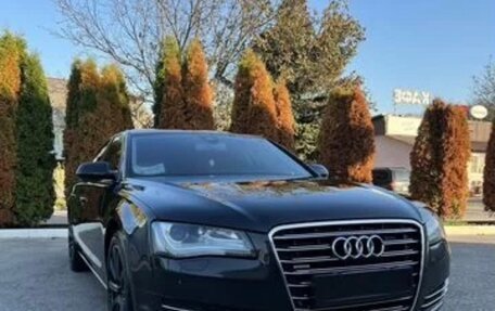 Audi A8, 2011 год, 1 980 000 рублей, 2 фотография