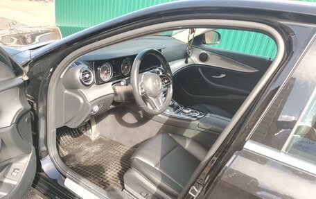 Mercedes-Benz E-Класс, 2019 год, 2 950 000 рублей, 9 фотография