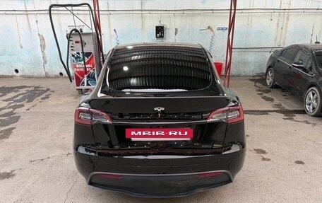 Tesla Model Y I, 2024 год, 2 500 000 рублей, 4 фотография