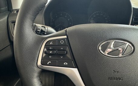 Hyundai Solaris II рестайлинг, 2021 год, 1 600 000 рублей, 12 фотография