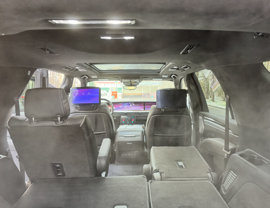 Cadillac Escalade V, 2025 год, 20 000 000 рублей, 7 фотография