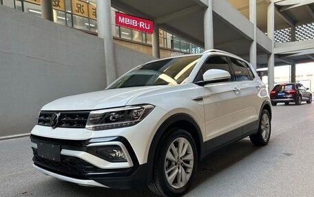 Volkswagen T-Cross I, 2021 год, 1 560 000 рублей, 1 фотография