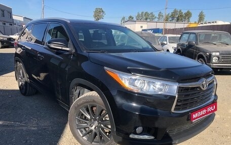 Toyota Highlander III, 2014 год, 2 935 000 рублей, 1 фотография