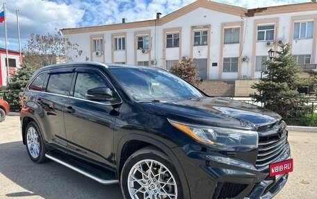 Toyota Highlander III, 2015 год, 2 600 000 рублей, 2 фотография