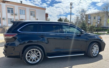 Toyota Highlander III, 2015 год, 2 600 000 рублей, 3 фотография