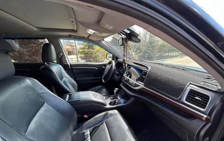 Toyota Highlander III, 2015 год, 2 600 000 рублей, 9 фотография