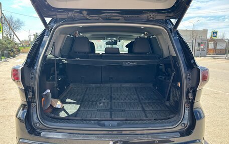 Toyota Highlander III, 2015 год, 2 600 000 рублей, 17 фотография