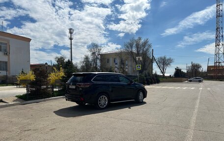 Toyota Highlander III, 2015 год, 2 600 000 рублей, 14 фотография