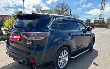 Toyota Highlander III, 2015 год, 2 600 000 рублей, 4 фотография