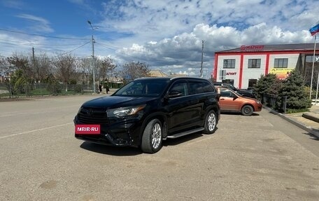 Toyota Highlander III, 2015 год, 2 600 000 рублей, 16 фотография