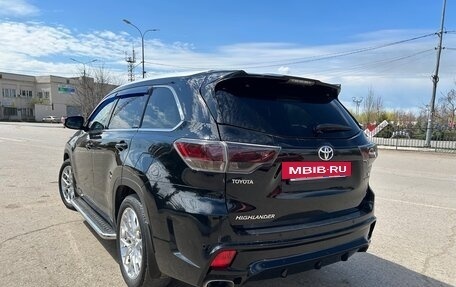 Toyota Highlander III, 2015 год, 2 600 000 рублей, 6 фотография