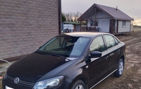 Volkswagen Polo VI (EU Market), 2013 год, 850 000 рублей, 2 фотография