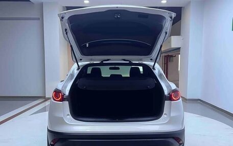 Mazda CX-4, 2021 год, 2 220 000 рублей, 8 фотография