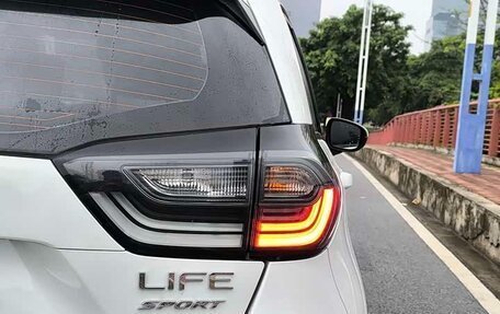 Honda Fit, 2021 год, 1 150 000 рублей, 9 фотография