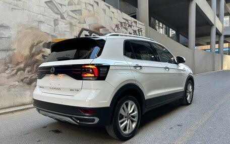 Volkswagen T-Cross I, 2021 год, 1 560 000 рублей, 4 фотография