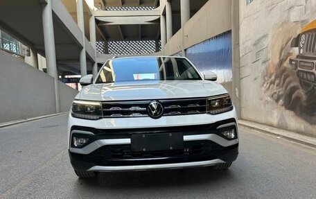 Volkswagen T-Cross I, 2021 год, 1 560 000 рублей, 2 фотография