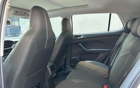 Volkswagen T-Cross I, 2021 год, 1 560 000 рублей, 8 фотография