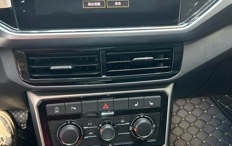 Volkswagen T-Cross I, 2021 год, 1 560 000 рублей, 12 фотография