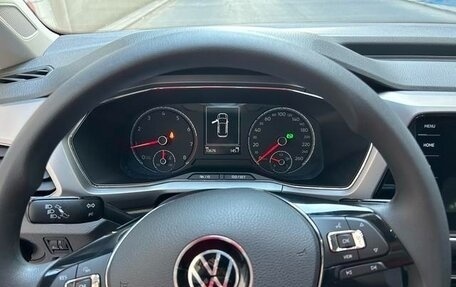 Volkswagen T-Cross I, 2021 год, 1 560 000 рублей, 11 фотография