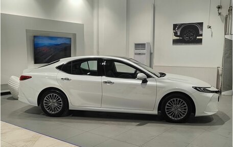 Toyota Camry, 2025 год, 4 999 000 рублей, 8 фотография