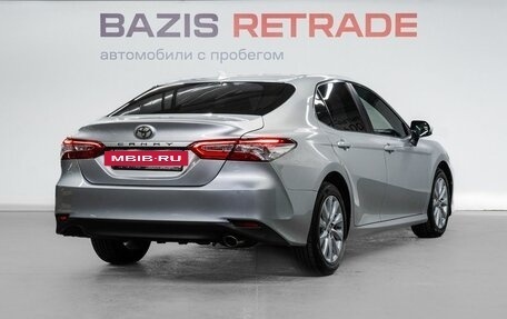 Toyota Camry, 2018 год, 2 599 000 рублей, 6 фотография