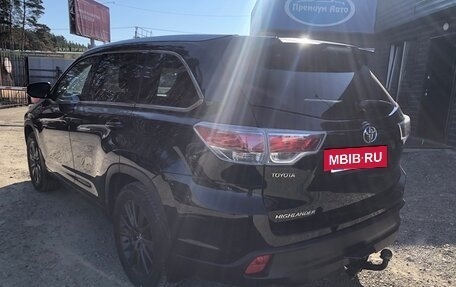 Toyota Highlander III, 2014 год, 2 935 000 рублей, 3 фотография