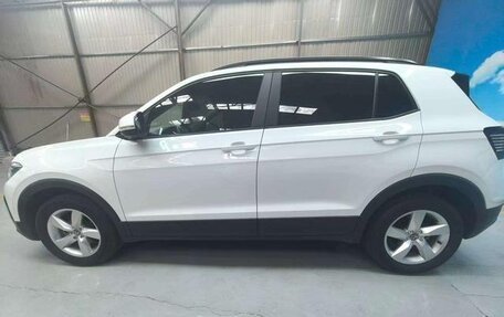 Volkswagen T-Cross I, 2023 год, 1 457 000 рублей, 5 фотография