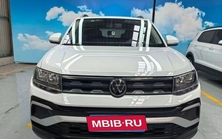 Volkswagen T-Cross I, 2023 год, 1 457 000 рублей, 2 фотография