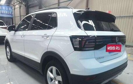 Volkswagen T-Cross I, 2023 год, 1 457 000 рублей, 8 фотография