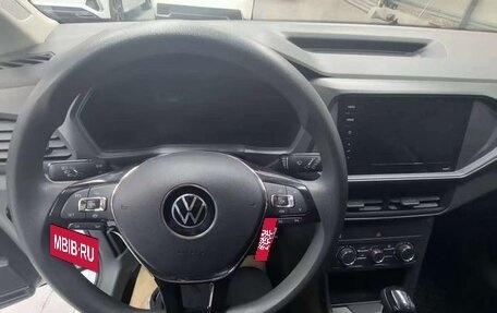 Volkswagen T-Cross I, 2023 год, 1 457 000 рублей, 13 фотография