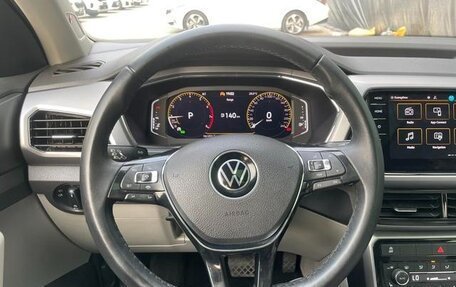 Volkswagen T-Cross I, 2022 год, 1 842 000 рублей, 11 фотография