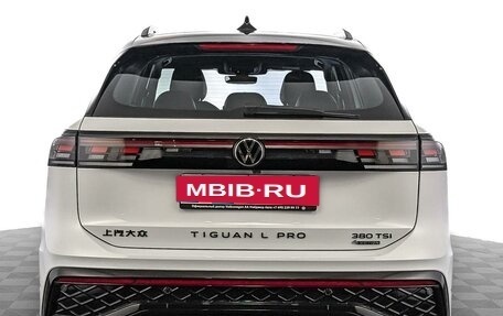 Volkswagen Tiguan, 2025 год, 5 500 000 рублей, 6 фотография
