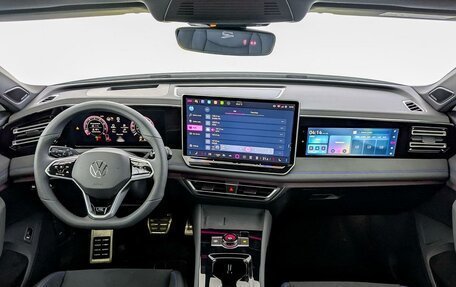 Volkswagen Tiguan, 2025 год, 5 500 000 рублей, 10 фотография