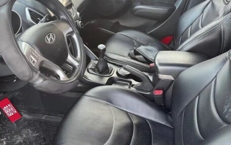 Hyundai ix35 I рестайлинг, 2010 год, 1 100 000 рублей, 4 фотография