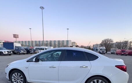 Opel Astra J, 2013 год, 1 300 000 рублей, 2 фотография